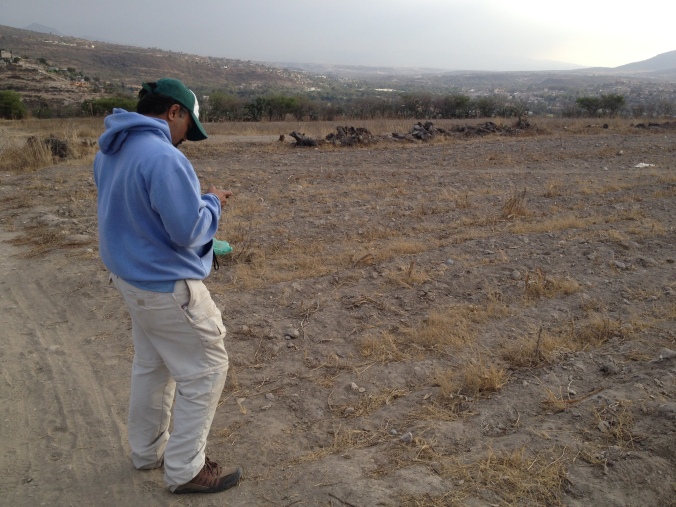 Getting the GPS going at Tepeji del Rio, Zapotec enclave north of Teotihuacan